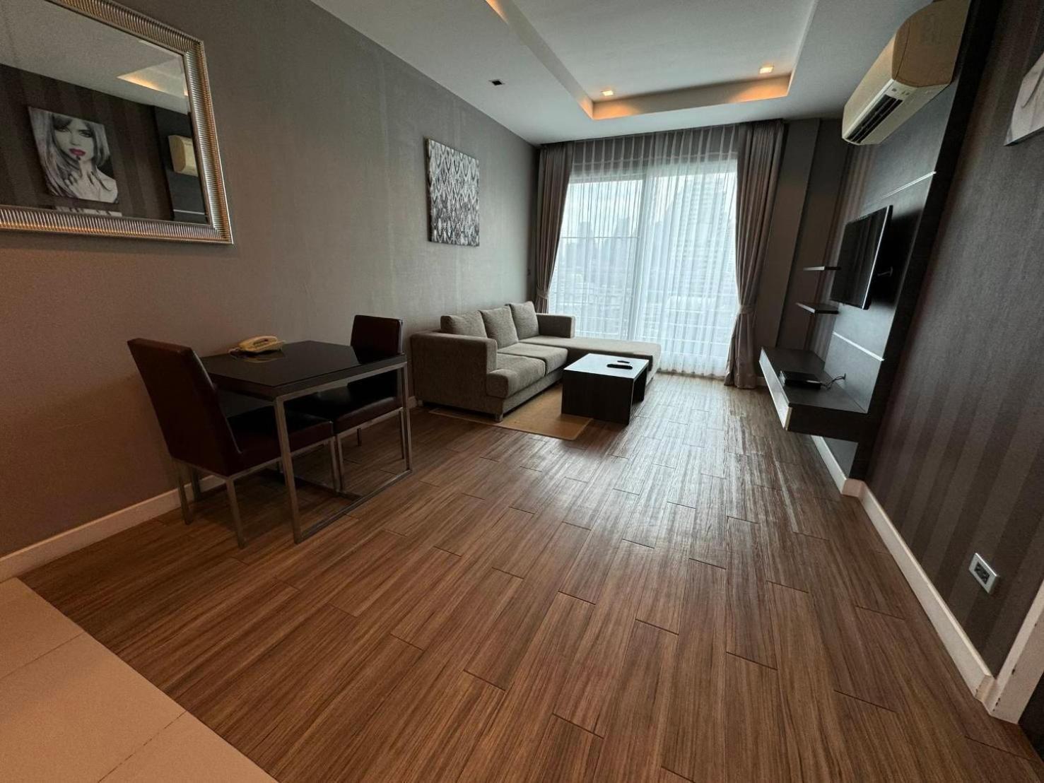 J Residence Thonglor 8 Бангкок Экстерьер фото